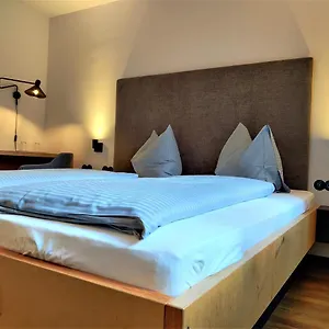 bruderherz.nuremberg-hotels.org/